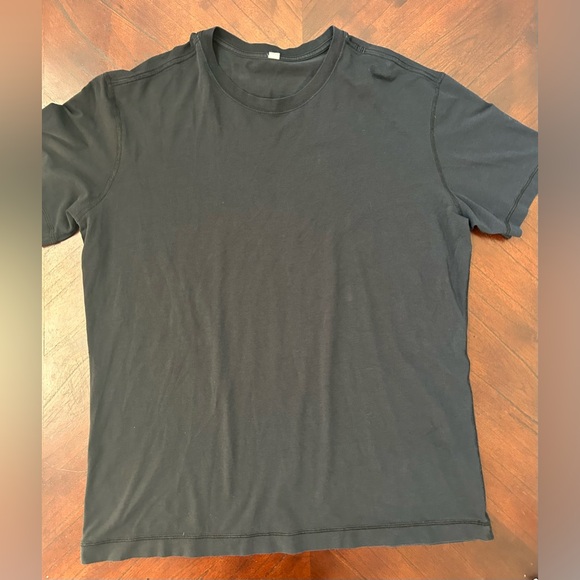 lululemon athletica Black Short Sleeve Tee size XXL - Picture 1 of 7